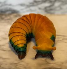 Load image into Gallery viewer, Articulating Fidget Slug